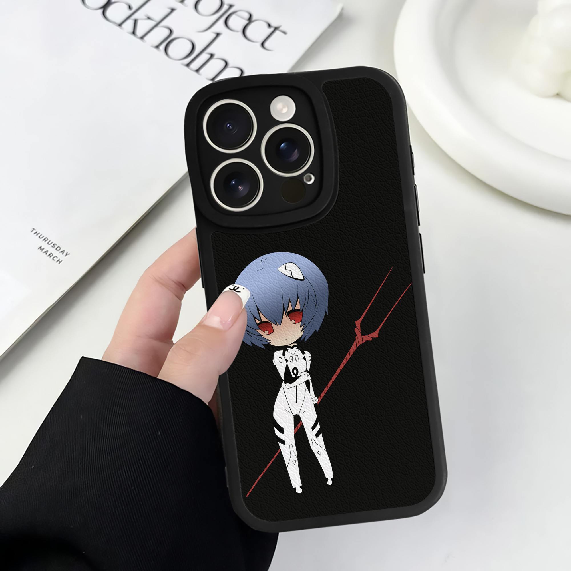 （画像用） EVA 新世紀エヴァンゲリオン 【iPhone 16シリーズ対応】シリコンスマホケース（レザー調） 材質：シリコン